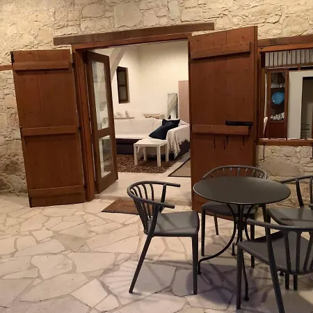 Thalassovouni Traditional House In The Center Of The Village Holiday home Vouni